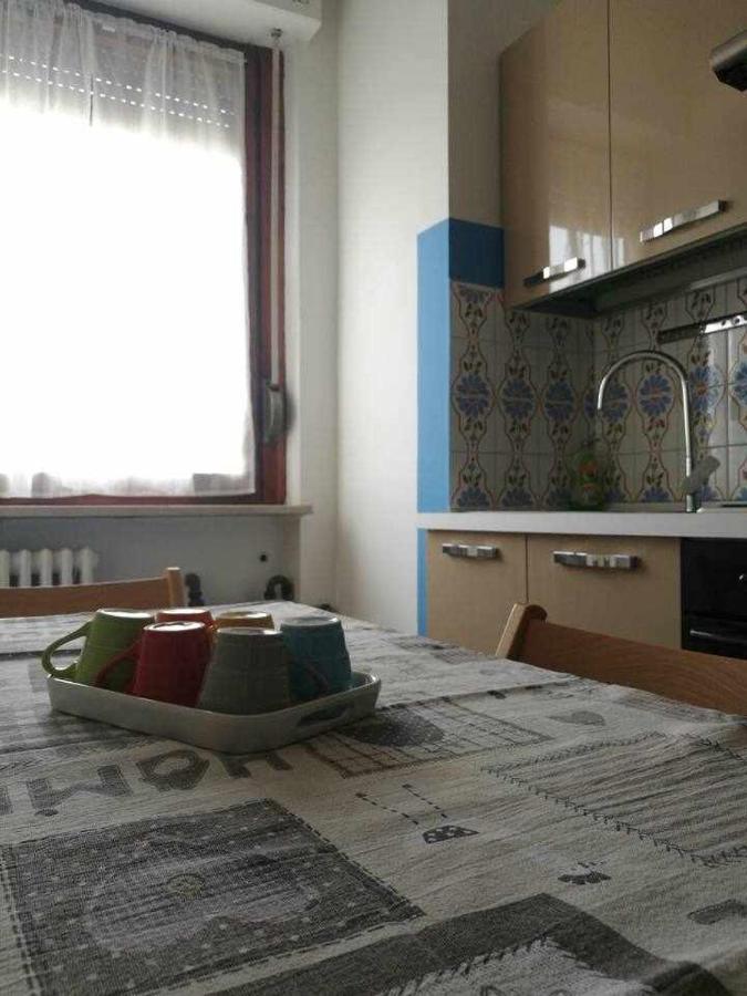Appartamentino Corso Savona Asti Bagian luar foto